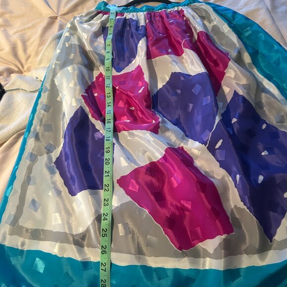 Evanna New York Sweater and Silk Skirt - Picture 8 of 11